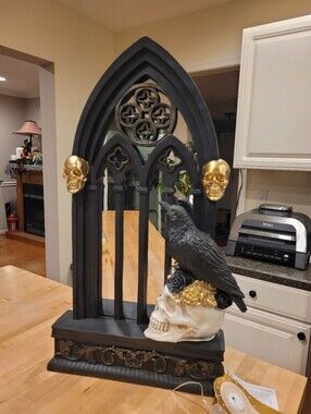 NEW Spooky Night Gothic Black Arch Skull & Raven Decorative Light-up Mirror